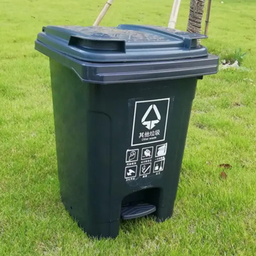 金湖60升塑料垃圾桶